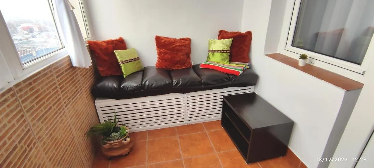 Platinum Apartment - Apartament Cu 3 Camere, 2 Dormitoare, 2 Bai, Bucatarie Complet Utilata, 2 Balcoane Bucureşti România