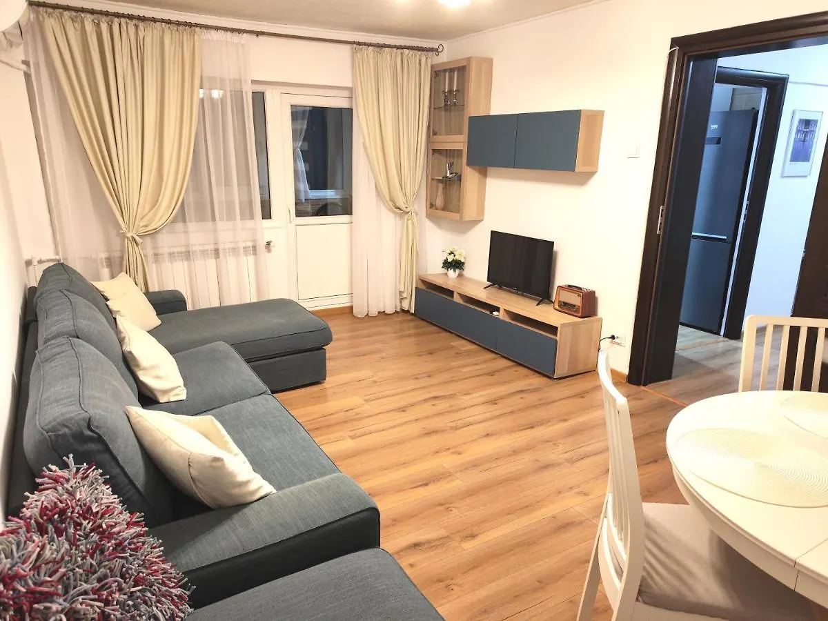 Platinum Apartment - Apartament Cu 3 Camere, 2 Dormitoare, 2 Bai, Bucatarie Complet Utilata, 2 Balcoane Bucureşti România