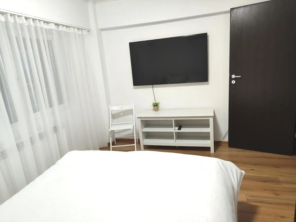 Platinum Apartment - Apartament Cu 3 Camere, 2 Dormitoare, 2 Bai, Bucatarie Complet Utilata, 2 Balcoane Bucureşti