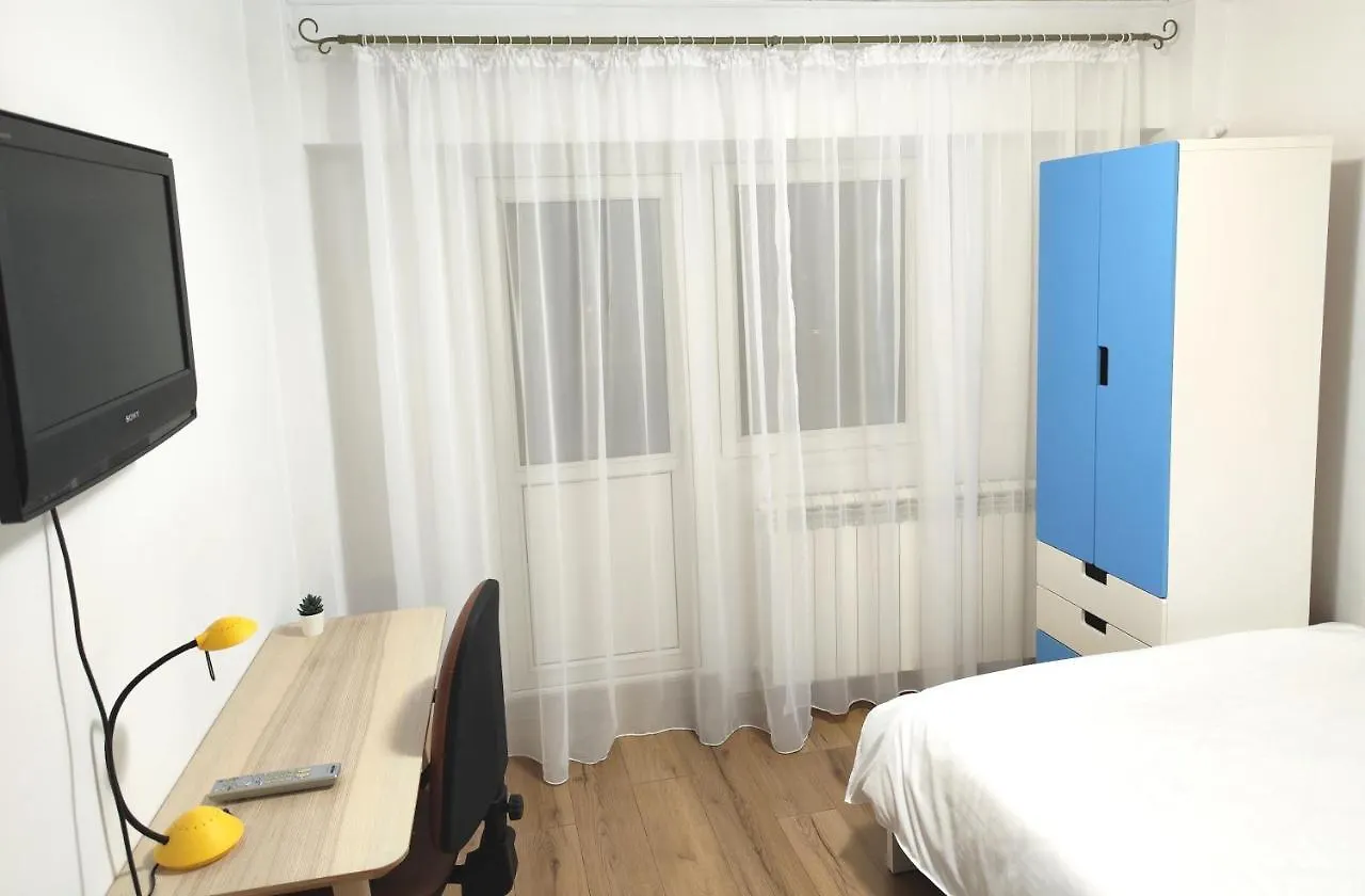 Platinum Apartment - Apartament Cu 3 Camere, 2 Dormitoare, 2 Bai, Bucatarie Complet Utilata, 2 Balcoane Bucureşti 0*,