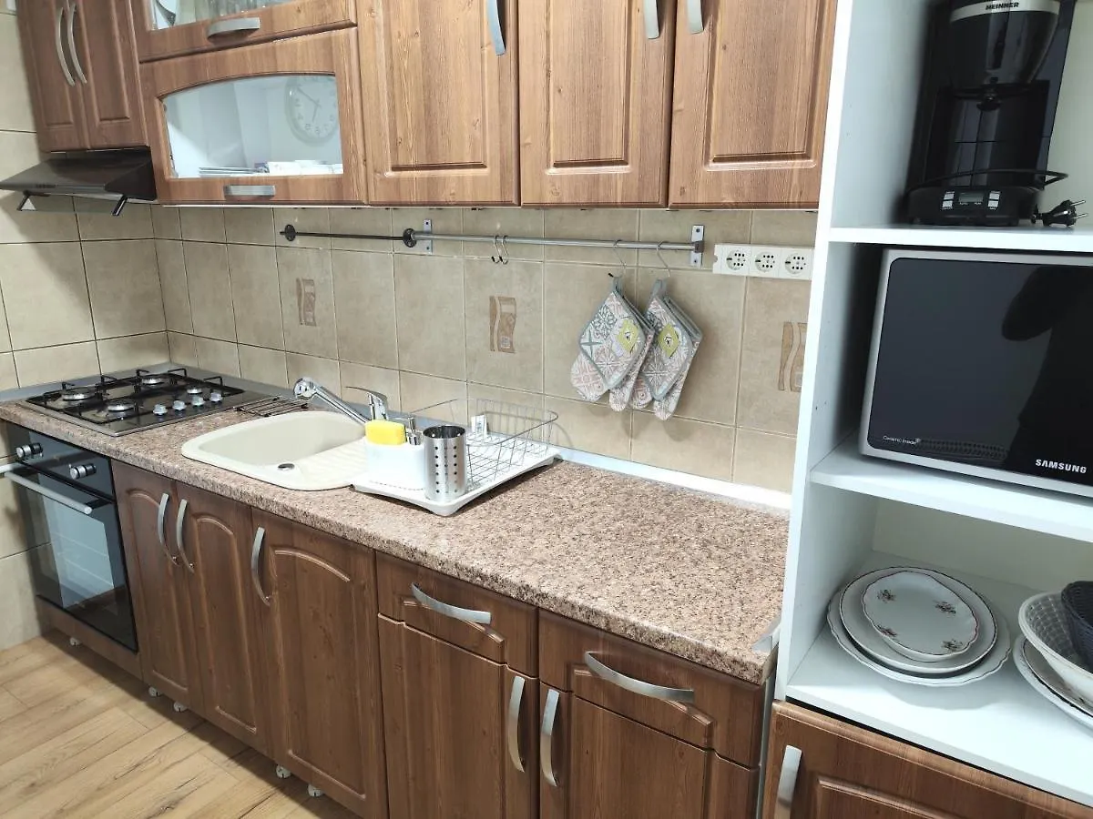 Platinum Apartment - Apartament Cu 3 Camere, 2 Dormitoare, 2 Bai, Bucatarie Complet Utilata, 2 Balcoane Bucureşti